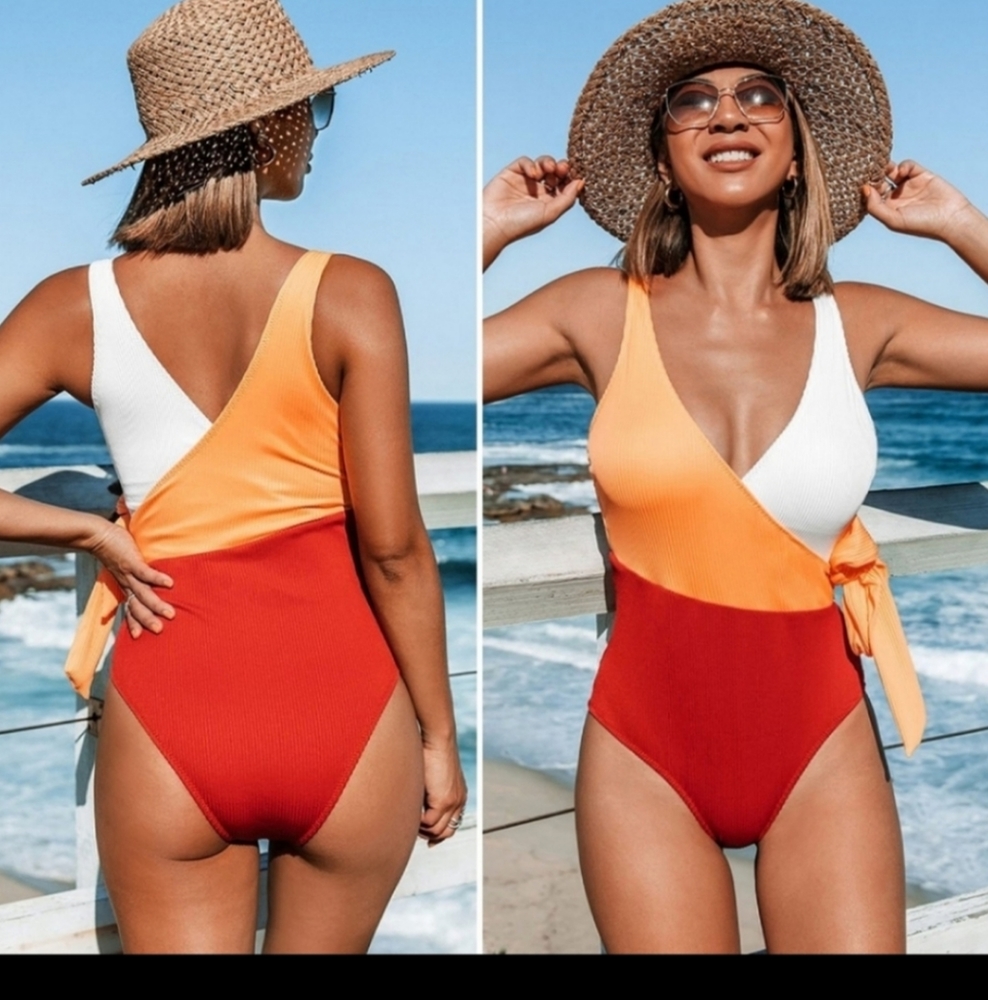 L (8 US) CUPSHE SWIMSUIT,L